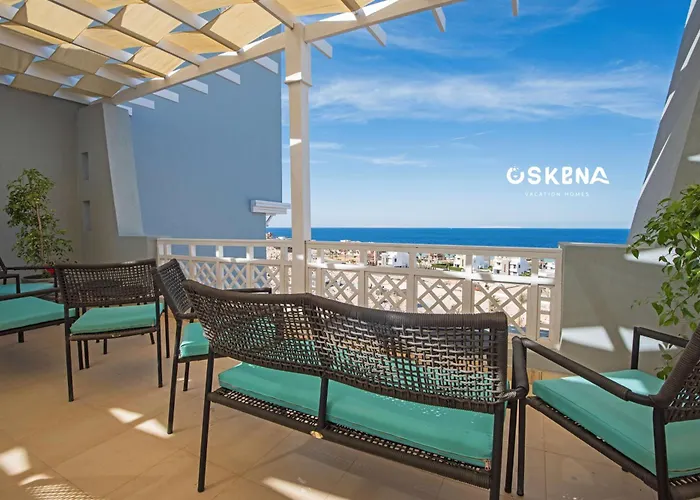Oskena Azzurra Sahl Hasheesh